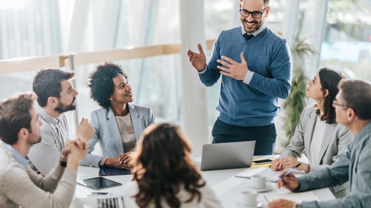 6 Practical Tips for Confident Meeting Attendance