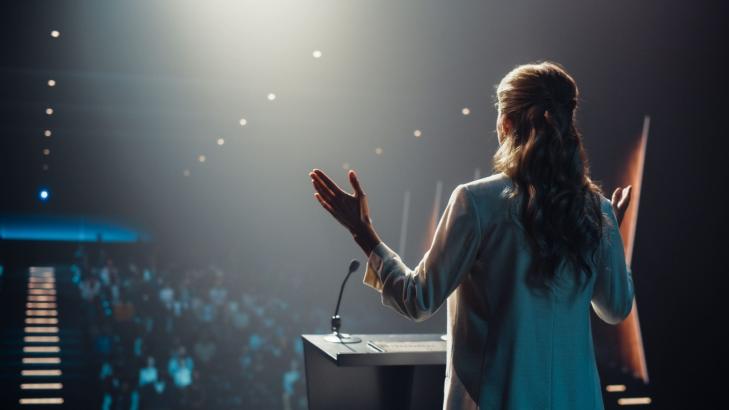 18 Steps to Mastering Motivational Speaking