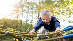 How To Encourage Your Kids To Face Issues And Overcome Obstacles In Their Lives?