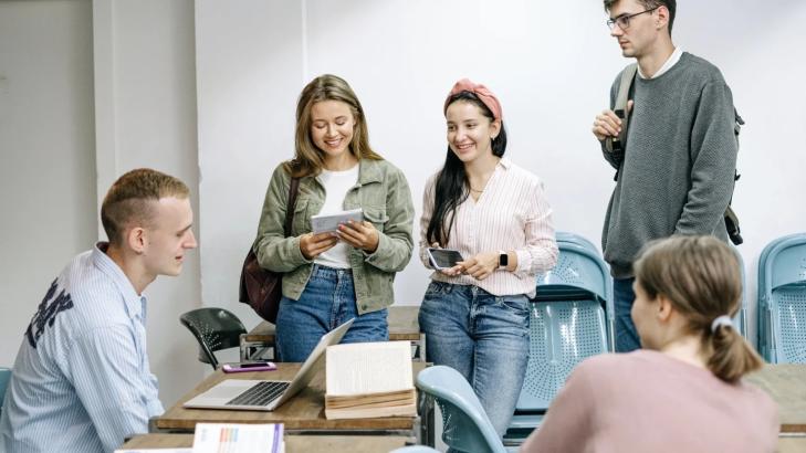 How Can You Improve Your Self-Awareness and Social Skills?