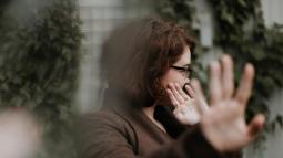 6 Secrets for Dealing with Self-Criticism, According to Research